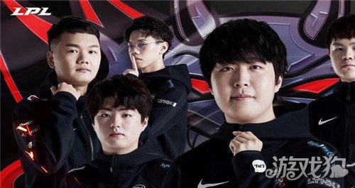 够在不同风 够在不同风